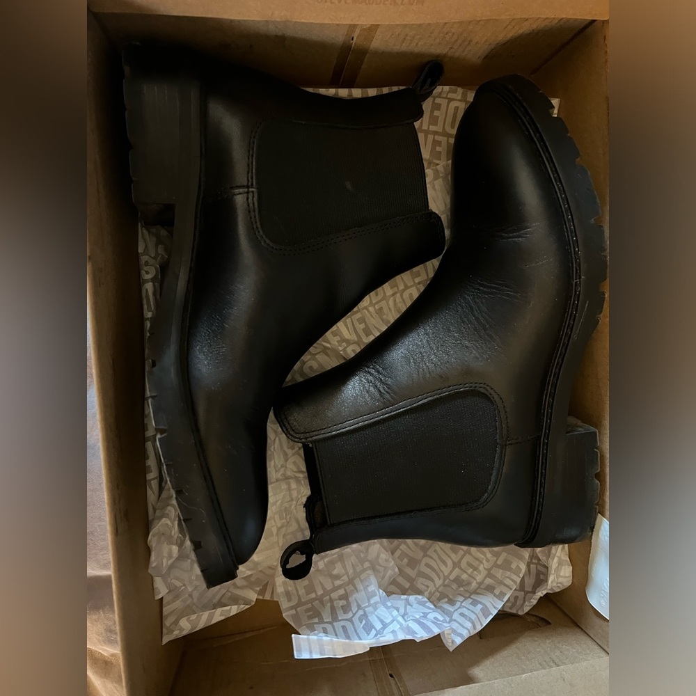 Steve Madden Boots